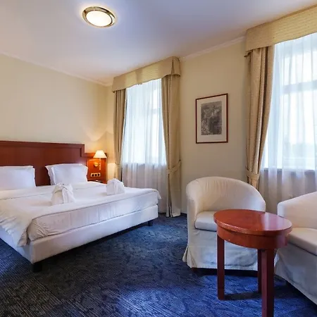 Hestia Jugend Szálloda 4*
